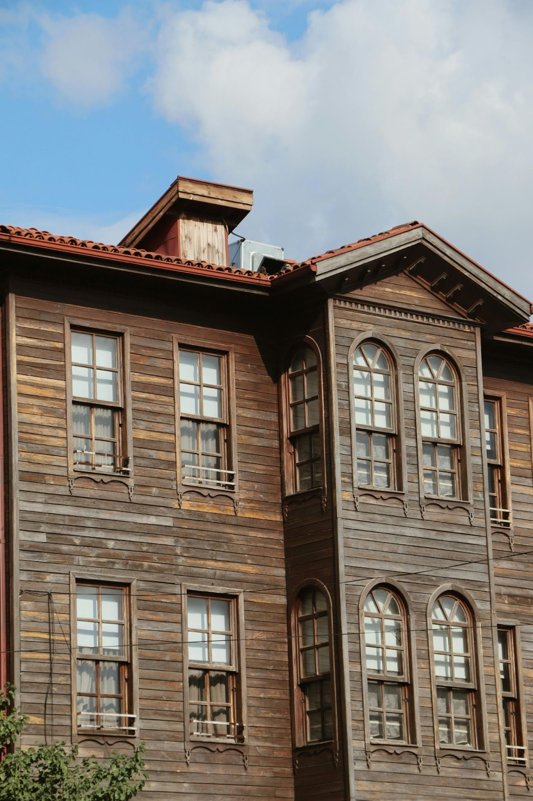 Tips for Building a Durable Roof on a Budget